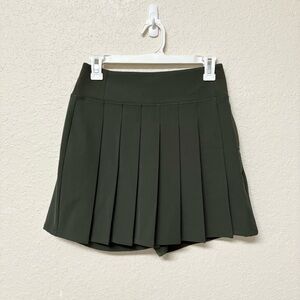 Athleta Endless Pleated Skirt Short Size 2 Green Golf Pickleball